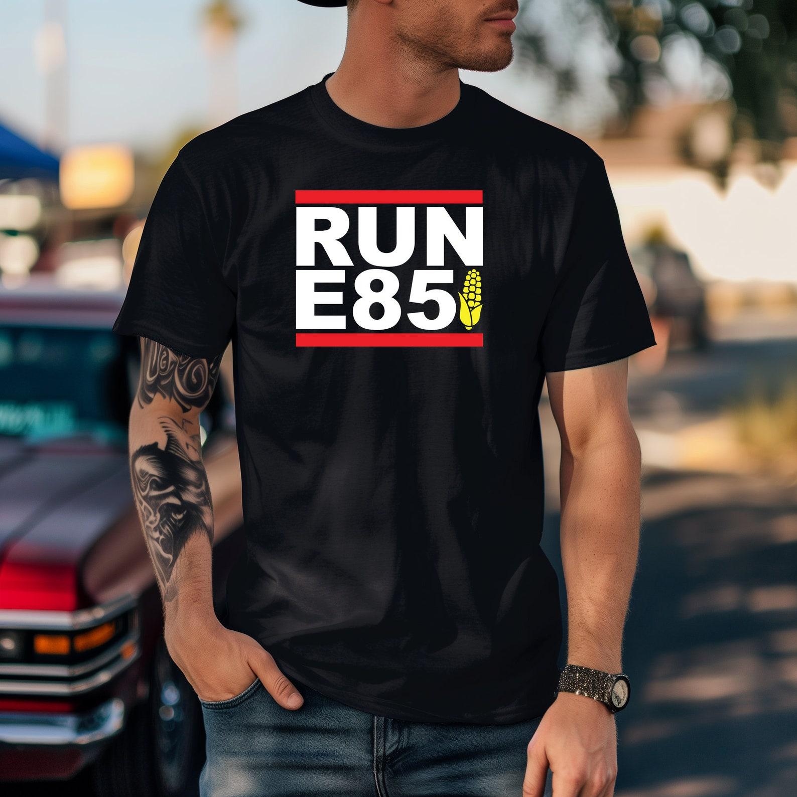 Run E85 Race Car Ethanol Car T Shirt for Men, Car Guy Gift Tee, Car Enthusiast, Petrolhead Gift XL