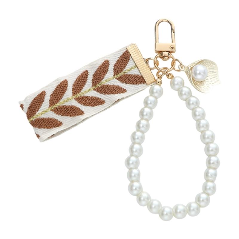 Delicate Beaded Keychain Pearls Alloy Keyring Women Accessory Suitable for Handbags and Daily Use Items
