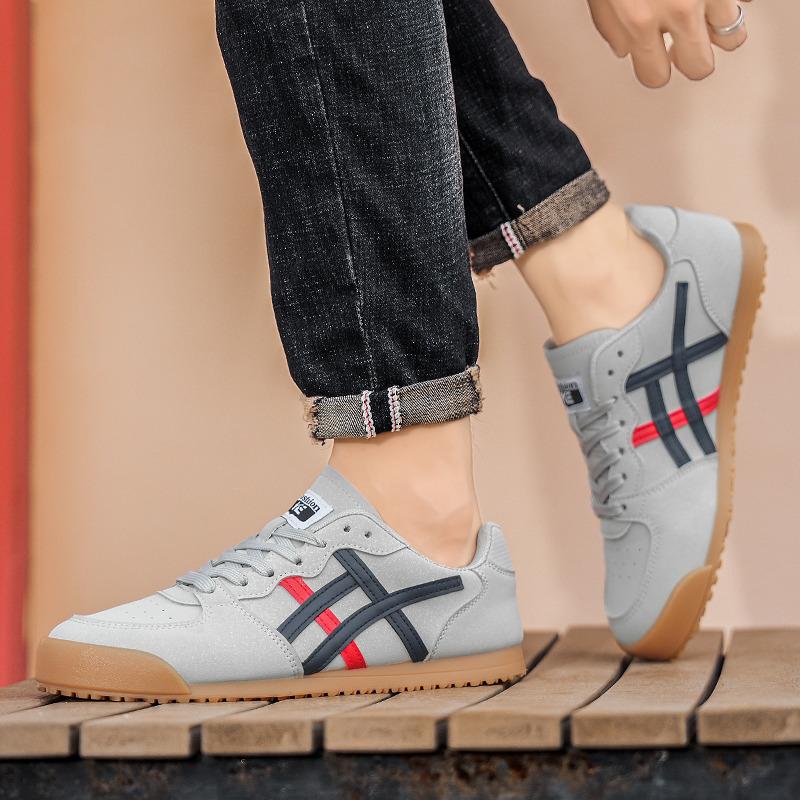 Retro Fashion Men Athletic Shoes Comfortable Flat Sneakers Casual Men Outdoor Non-slip Trainers Shoes Men Zapatillas De Hombre