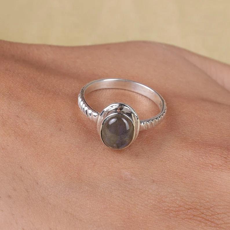 Natural Labradorite Oval Gemstone Ring, 925 Silver Ring, Handmade Designer Ring, Statement Ring, Designer Ring, Bohemian Ring