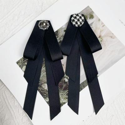 Spille Spilla Fiore in Tessuto Nero per Donne Stile College Fiore per Colletto Spille per Risvolto Cristallo Cravatta Gioielli Moda Regali