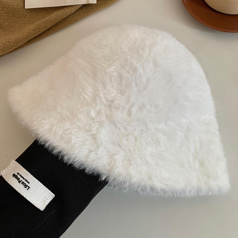 Simple white plush bucket hat women's autumn and winter face small knitted hat warm big head circumference basin hat tide
