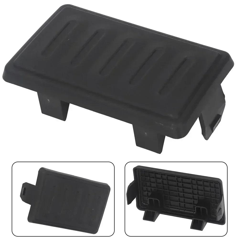 Upper Cover Of Air Filter 16526-ED000 For NISSAN Versa Cube TIIDA LIVINA GENISS 2005-2010 Car Air Filter Parts