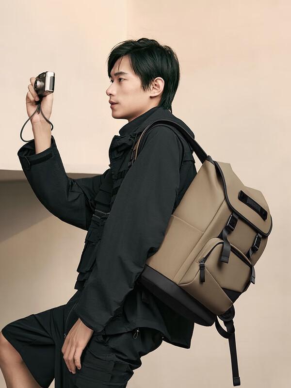 OIWAS Freedom Series Water-Repellent Travel Bag