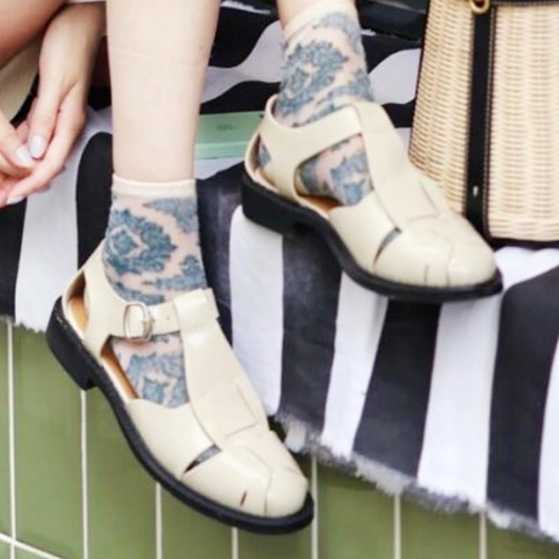 Fashion Fashion Woven Hollow Round Toe Roman Women Sandals Belt Buckle Back Strap Slide Sandals Summer Luxury Designer Non-slip Slippers