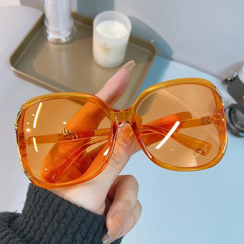 New Women's Oversized Sunglasses Women's Brand Designer Fashion Sun Glasses Outdoor Leisure Women Eyewear UV400