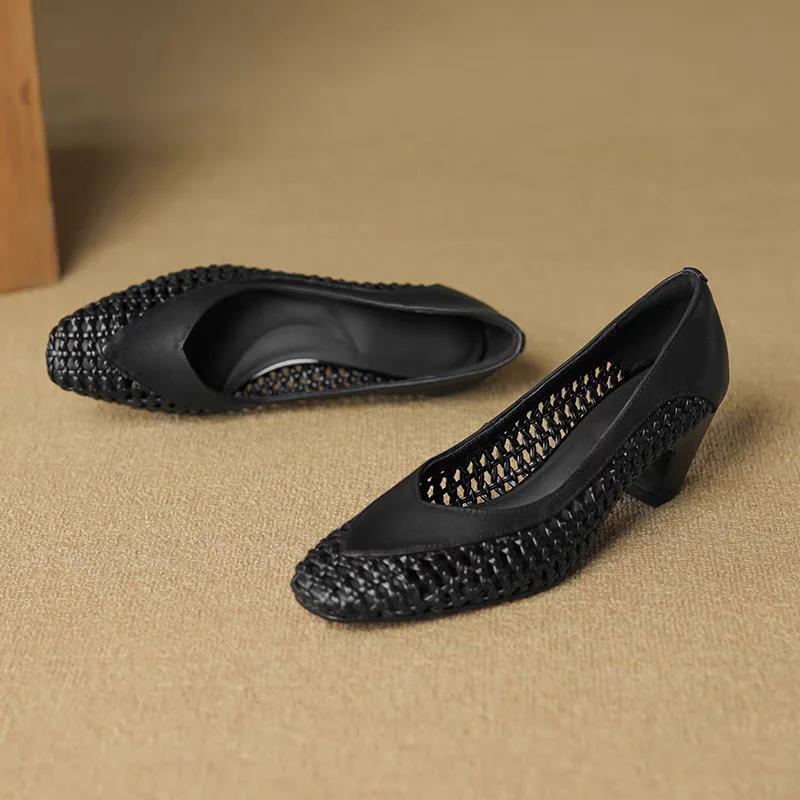 Retro Woven Hollow Style, Shallow Mouth, Thick Heel, Single Shoe for Commuting, Breathable, Round-toe French High Heels
