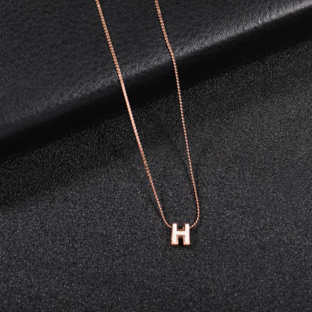 Französischer Chic 3D H Anhänger Choker Halskette für Damen - Edelstahl Schlüsselbeinkette, Nischendesign, Herbstkollektion