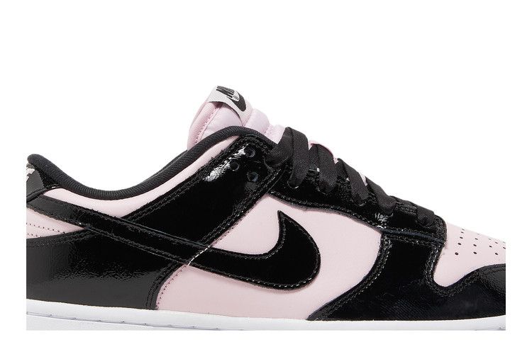 Nike Wmns Dunk Low 'Pink Foam Black'