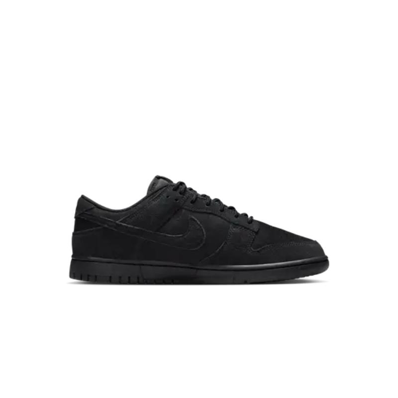 Nike Dunk Low SE Triple Black Unisex Sneakers IB6651-001
