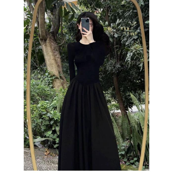 

Hepburn style black dress women s autumn long-sleeved thin French thin long dress XL