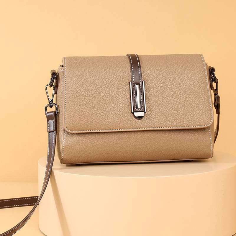 Malá crossbody kabelka vak Hlavní 100% pravá kůže Dámská taška přes rameno Jednobarevná Clutch Dámské tašky pro rok 2023