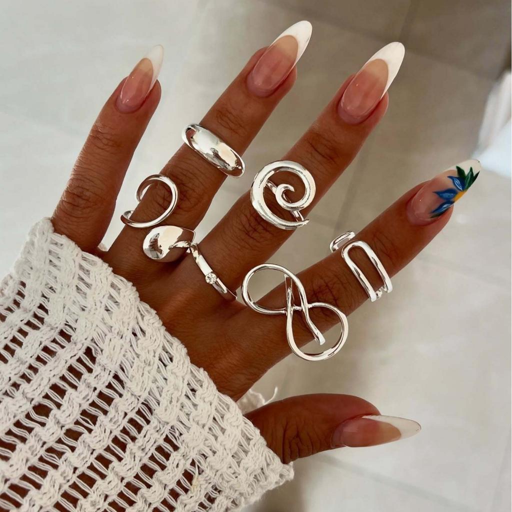 Geometric smooth ring set, European and American niche design sense spiral winding smooth ins ring jewelry women