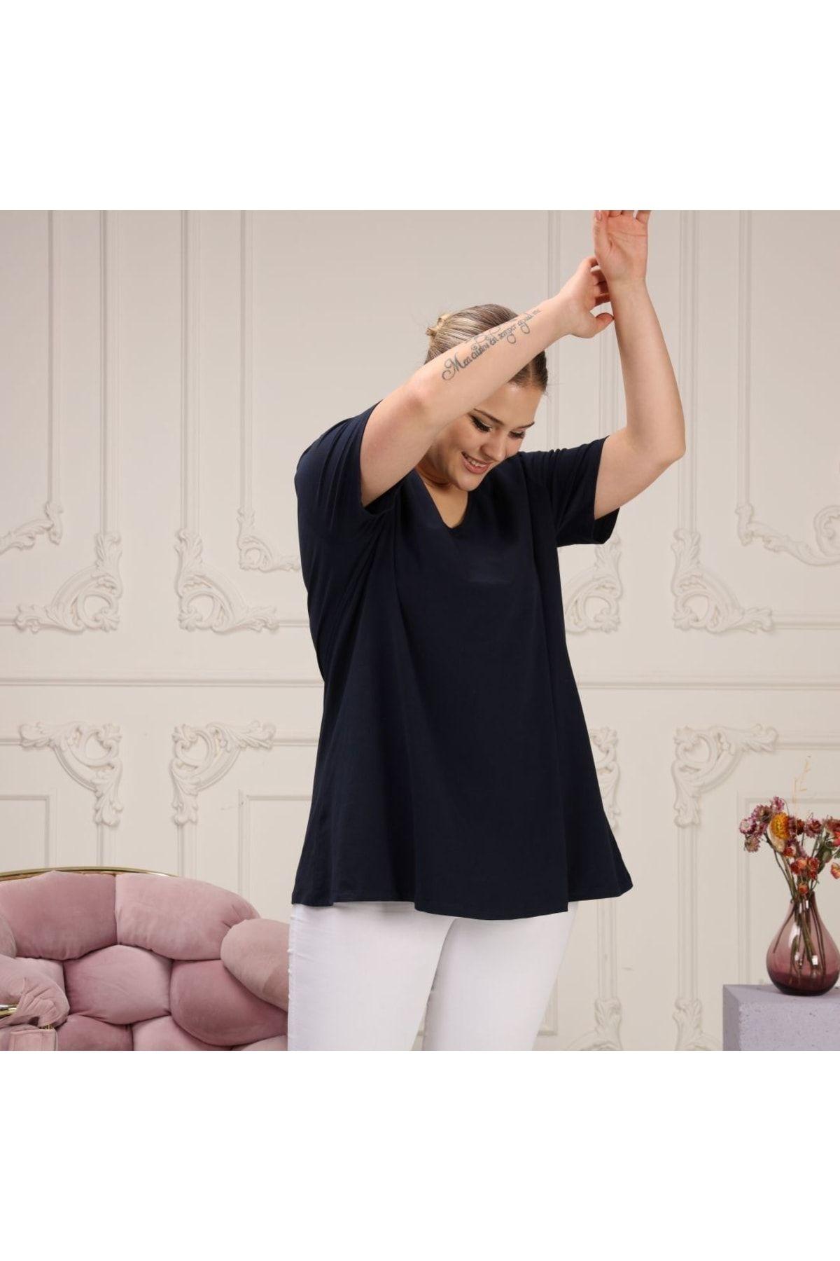 

Женская футболка большого размера, темно-синяя базовая футболка с v-образным вырезом