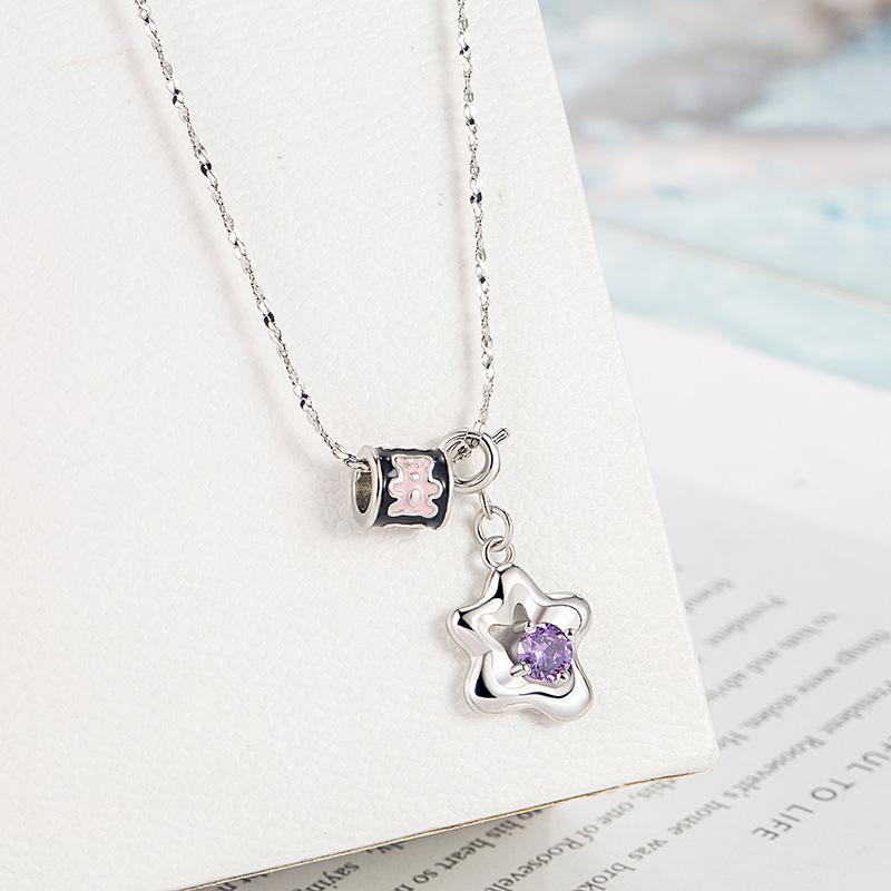 Bear flower small waist necklace female American retro sweet cool babe style niche premium collarbone chain