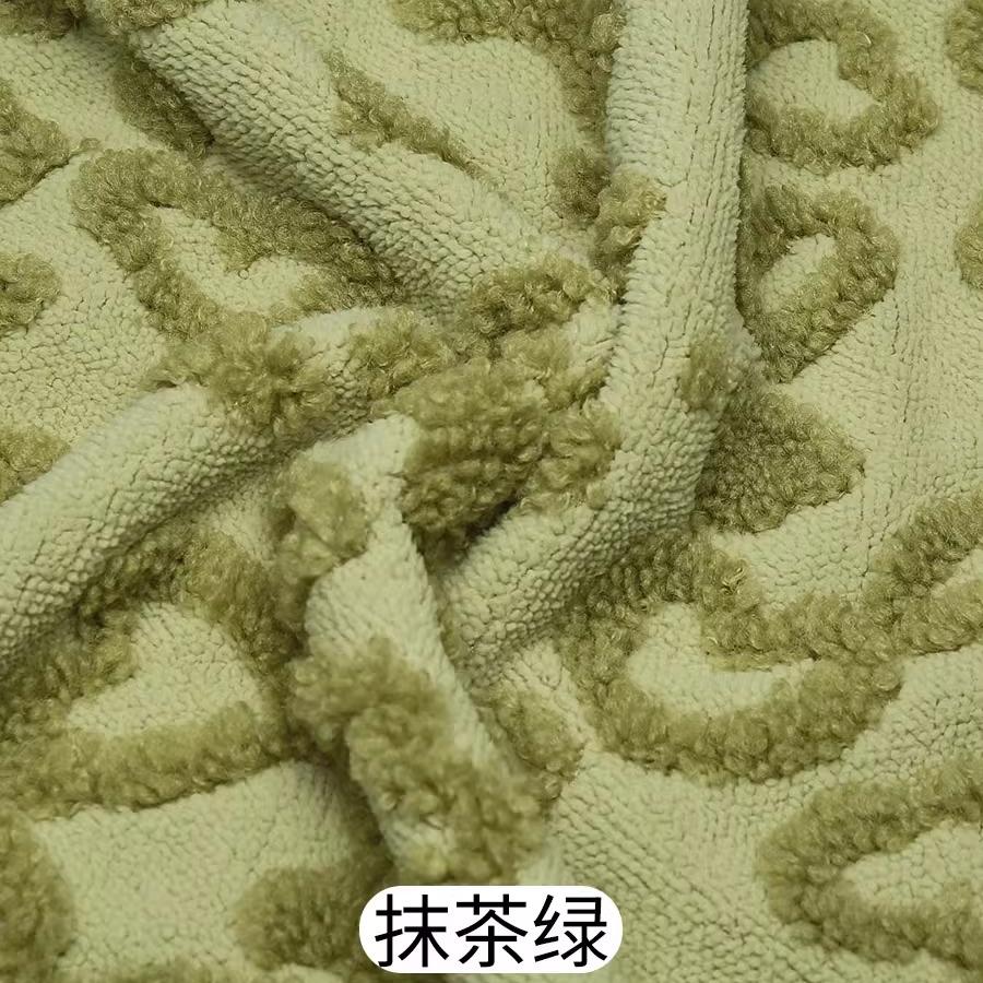 0.5m/1m/2m Thickened Lamb Wool Heart-shaped Jacquard Fabric for Sewing Coat Makeup Bag Dolls Blanket Pajamas DIY Clothing Fabric