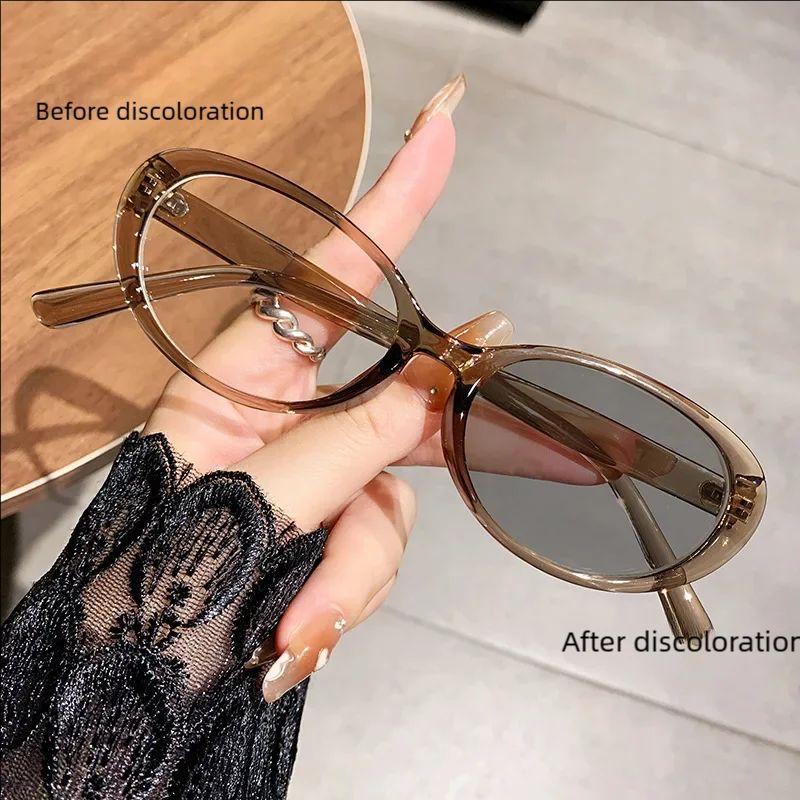 

Light-sensitive Color-changing Anti-blue Light Myopia Glasses 6083 Fashionable Minimalist Style Slimmin-g Non-face Myopia Glasses -1.25