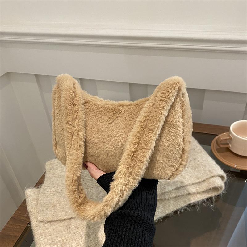 2025 Early Spring New Korean Version Mao Mao Solid Color Bag Casual Fashion Underarm Women's Bag Fashion Foreign Plush Handbag