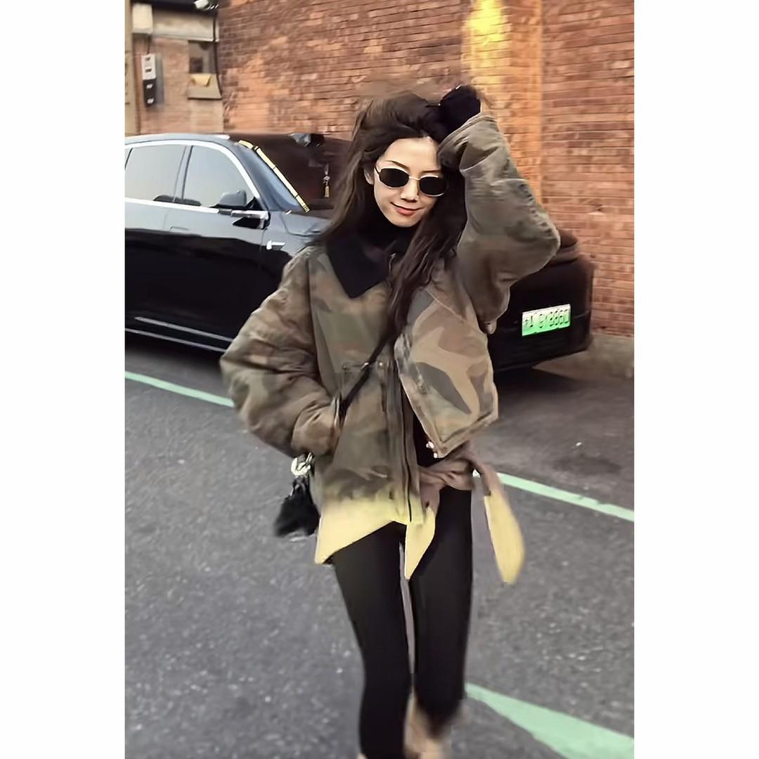

Women s Retro Camouflage Winter Jacket Set – Stylish, Warm, and Versatile Short Parka M (suggested 95-105 jin)