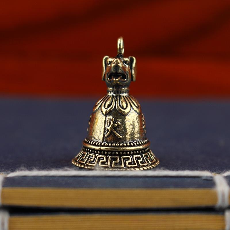 Brass Chinese 12 Zodiac Animals Heads Bell Keychain Pendants Jewelry Vintage Copper Feng Shui Car Key Chain Hanging Keyring Gift