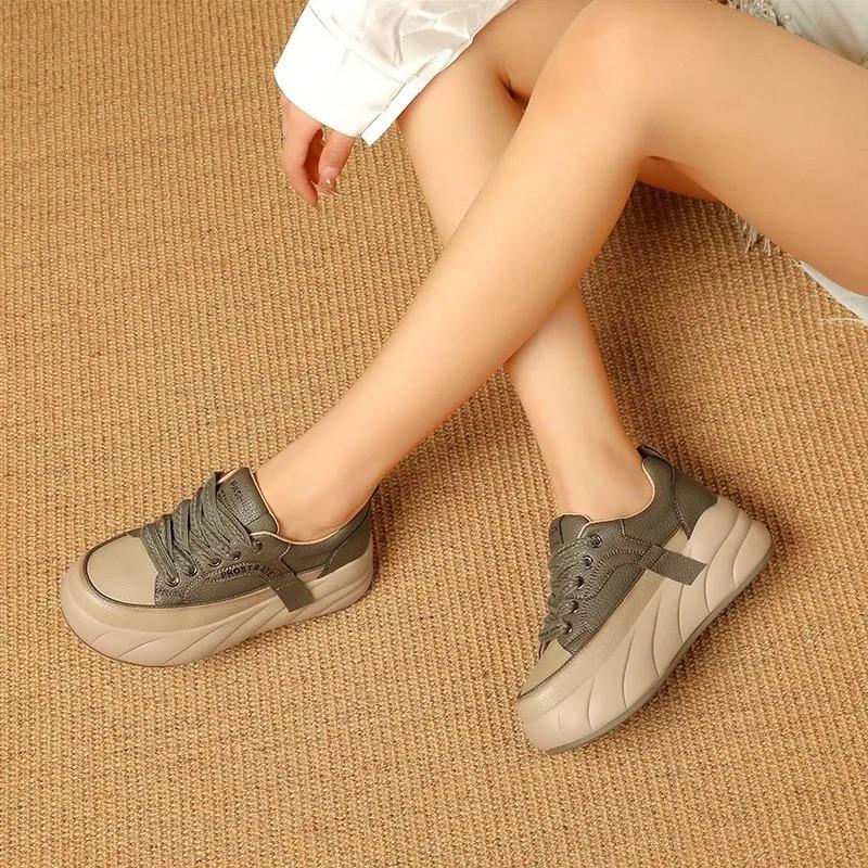 Mode Herfst Dikkere Zool Sportschoenen voor Dames 2025 Mode Platform Verhoging Sneakers Dames Veters Casual Stijl Gevulkaniseerde Schoenen