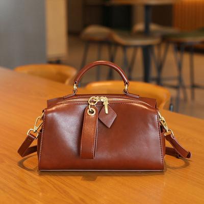 Einseitige Umhänge-Crossbody-Boston-Kissen-Tasche, Retro-Unifarbe, Großes Fassungsvermögen, Breiter Schultergurt, Kleine quadratische Handtasche