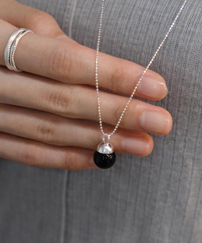 Poetryhaus Black Onyx Long Necklace