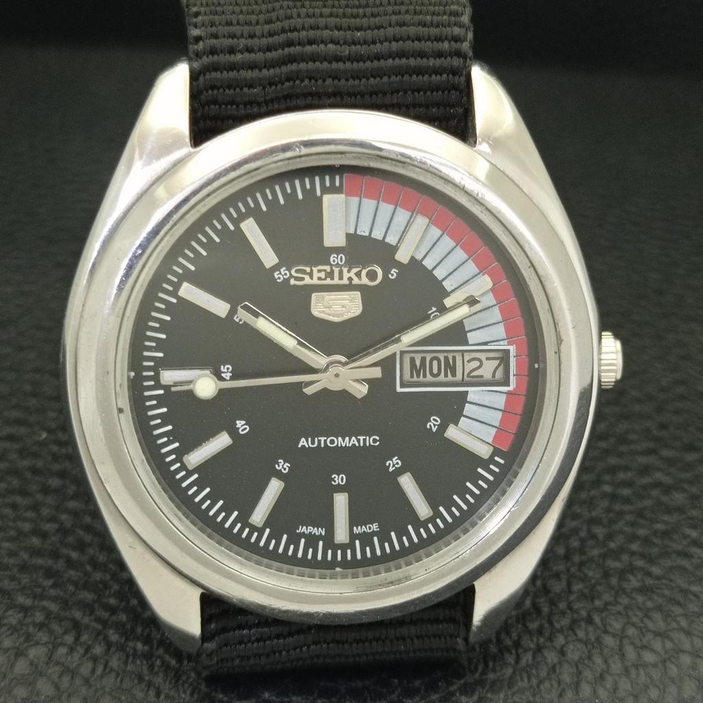 VINTAGE SEIKO 5 AUTOMATIC 7006A JAPAN MENS BLACK COLOR DIAL WATCH A701633-5