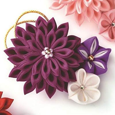 Takagi Seni Panami Chirimen Craft Kit Silk Sparkling "Pure Tsumami-Zaiku Brooch, Purple, LH-452"