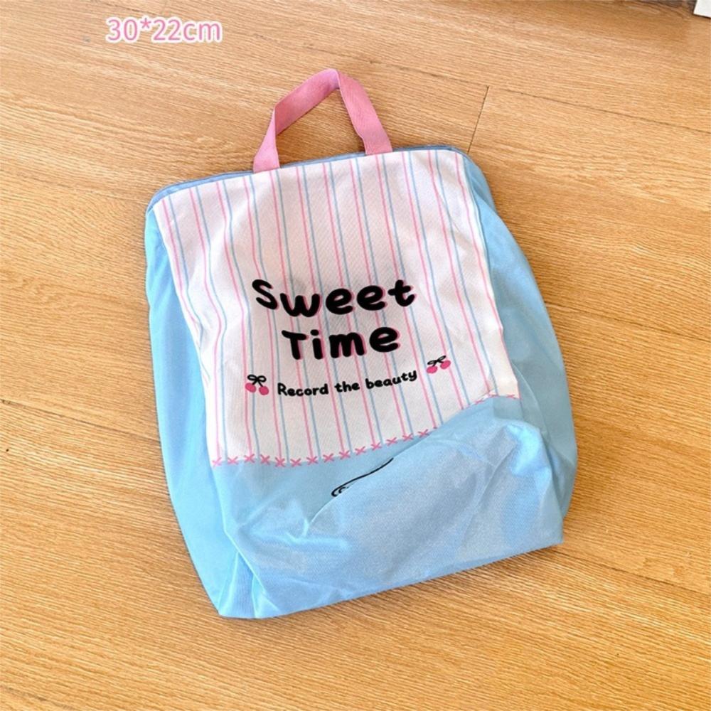 

Cute Cartoon Cat Mesh Bag Anti-deformation Protective Washing Bag Underwear Cleaning Protector Medium-22*30cm