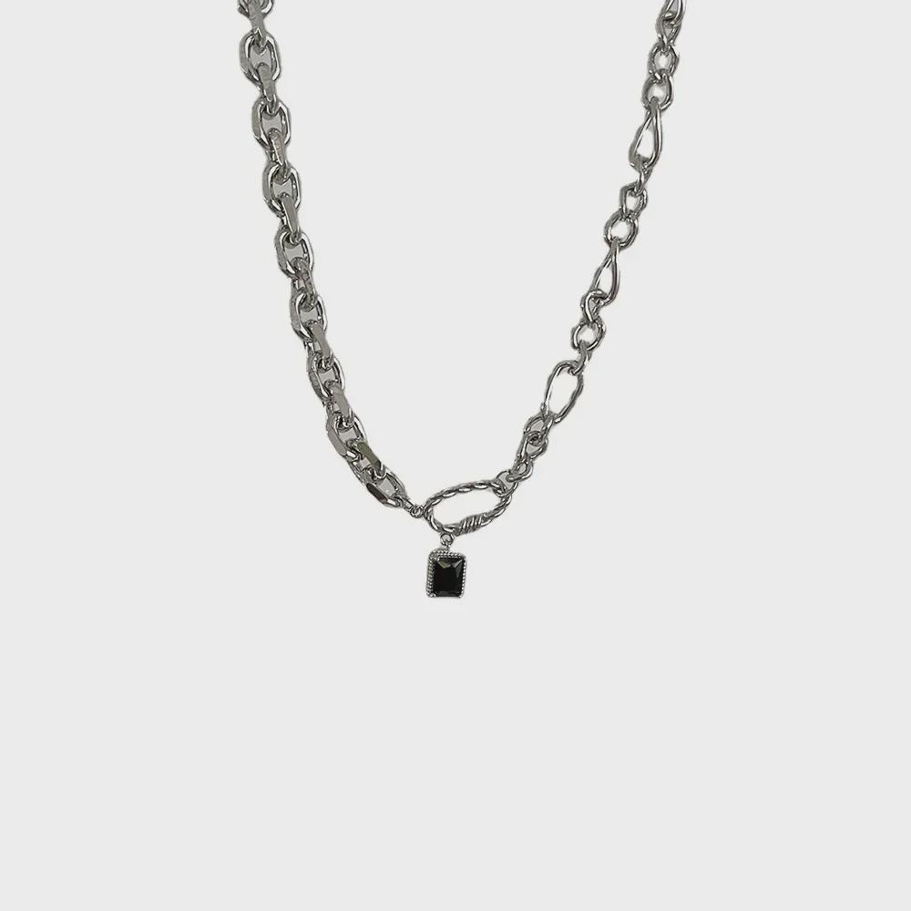 Women's Titanium Steel Clavicle Necklace, Black Diamond, Minimalist Design, Versatile Cold Style