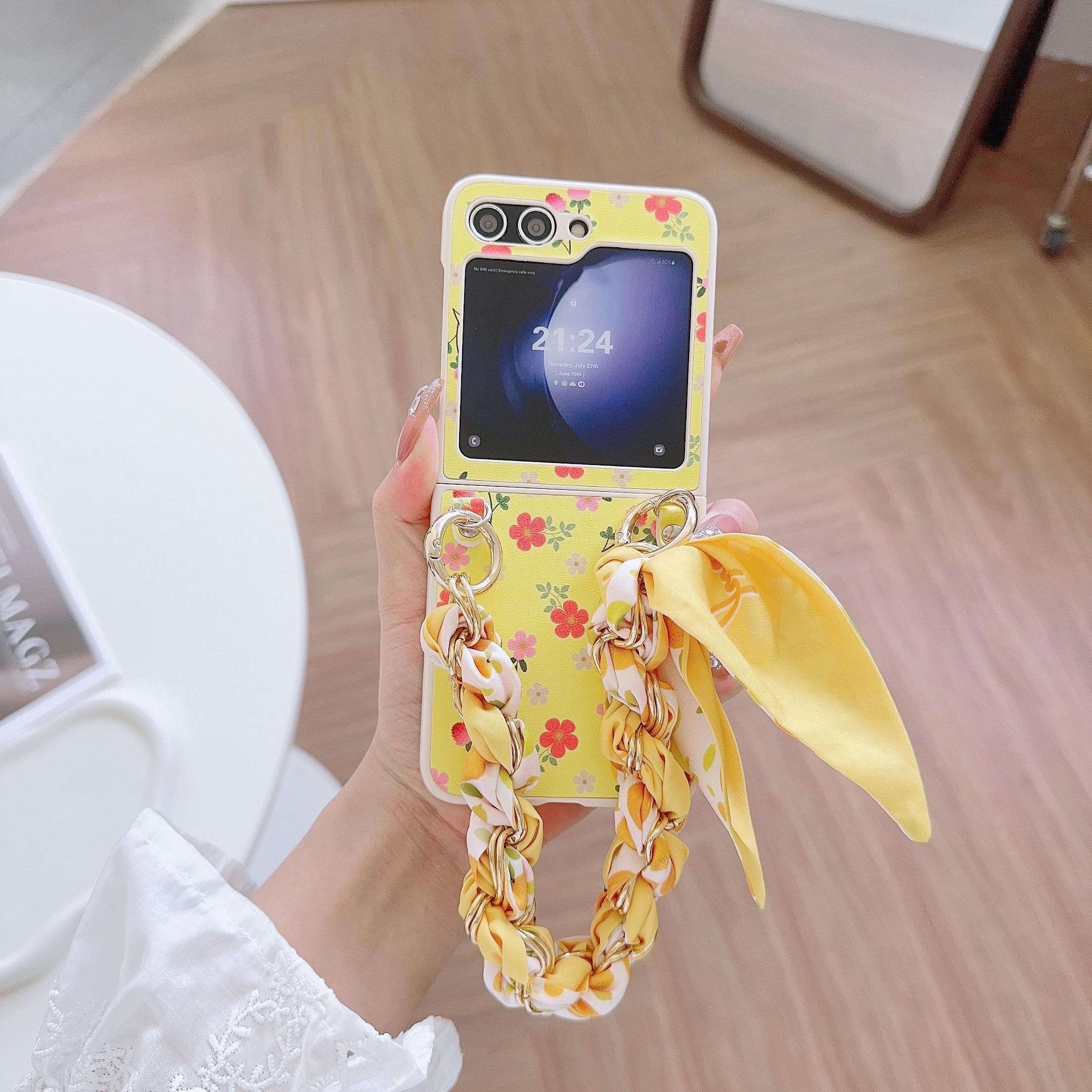 

For Samsung Galaxy Z Flip5 5G Flower Pattern PU Leather+PC Cell Phone Cover with Silk Scarf Chain Yellow