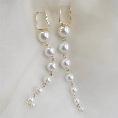 Yeni Süper Uzun Boncuklu Simüle İnci Damla Küpe Kadınlar Için moda takı Kişilik İmitasyon İnci Küpe