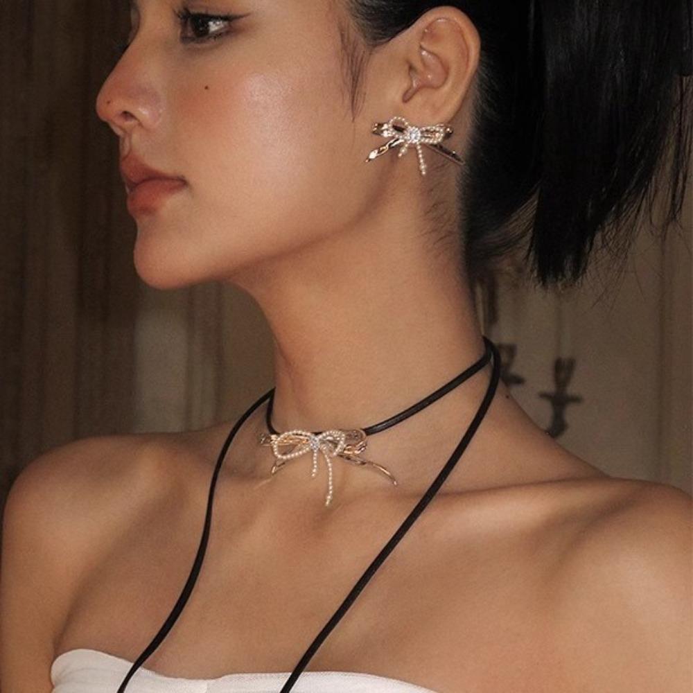 

Ожерелье-чокер из кожи и жемчуга с бантом, женская длинная цепочка на шею