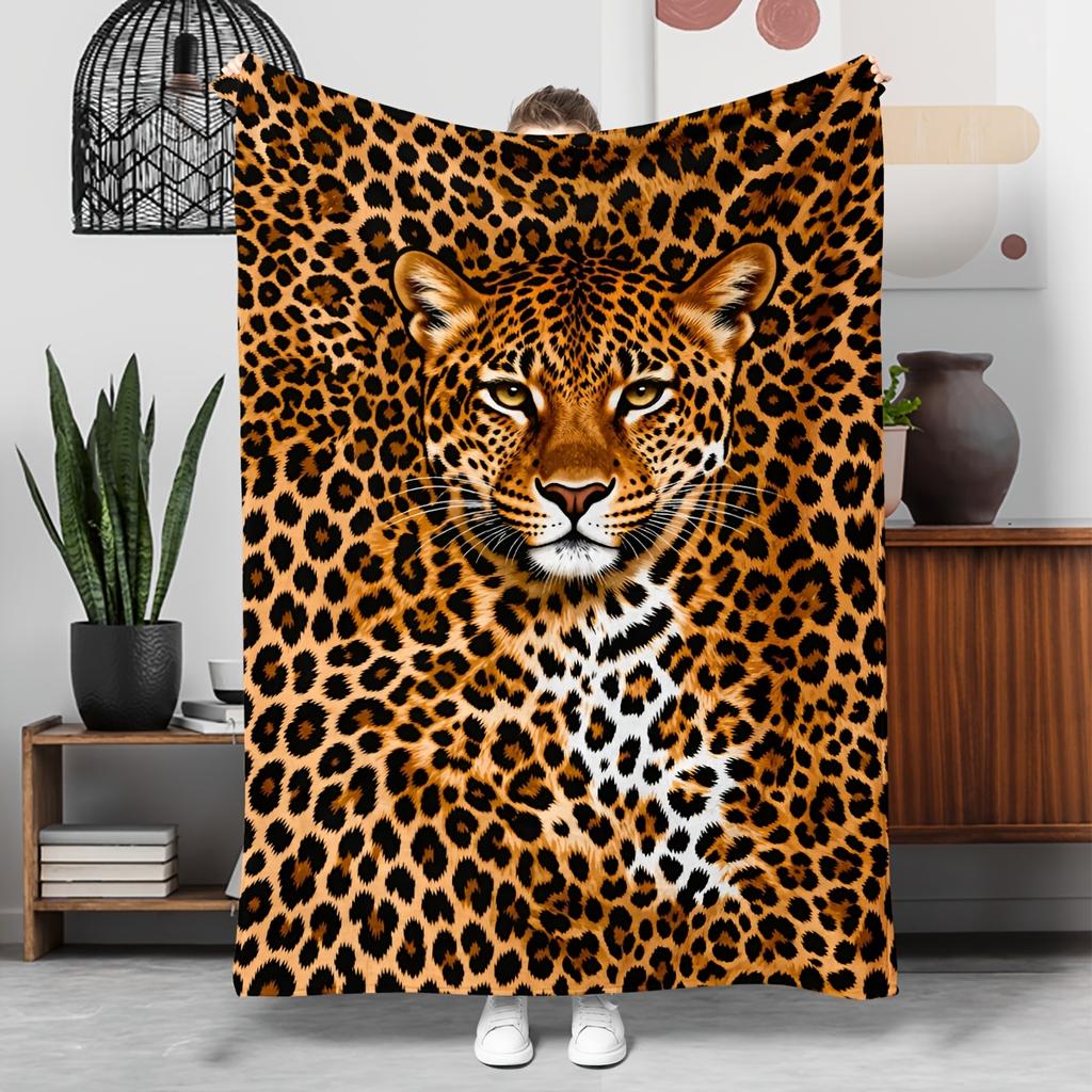 Leopard Print Flannel Throw Blanket, Realistic Leopard Face Brown Spots Print Soft Warm Cozy Blanket for Sofa Bed Bedroom Home Decor Gift