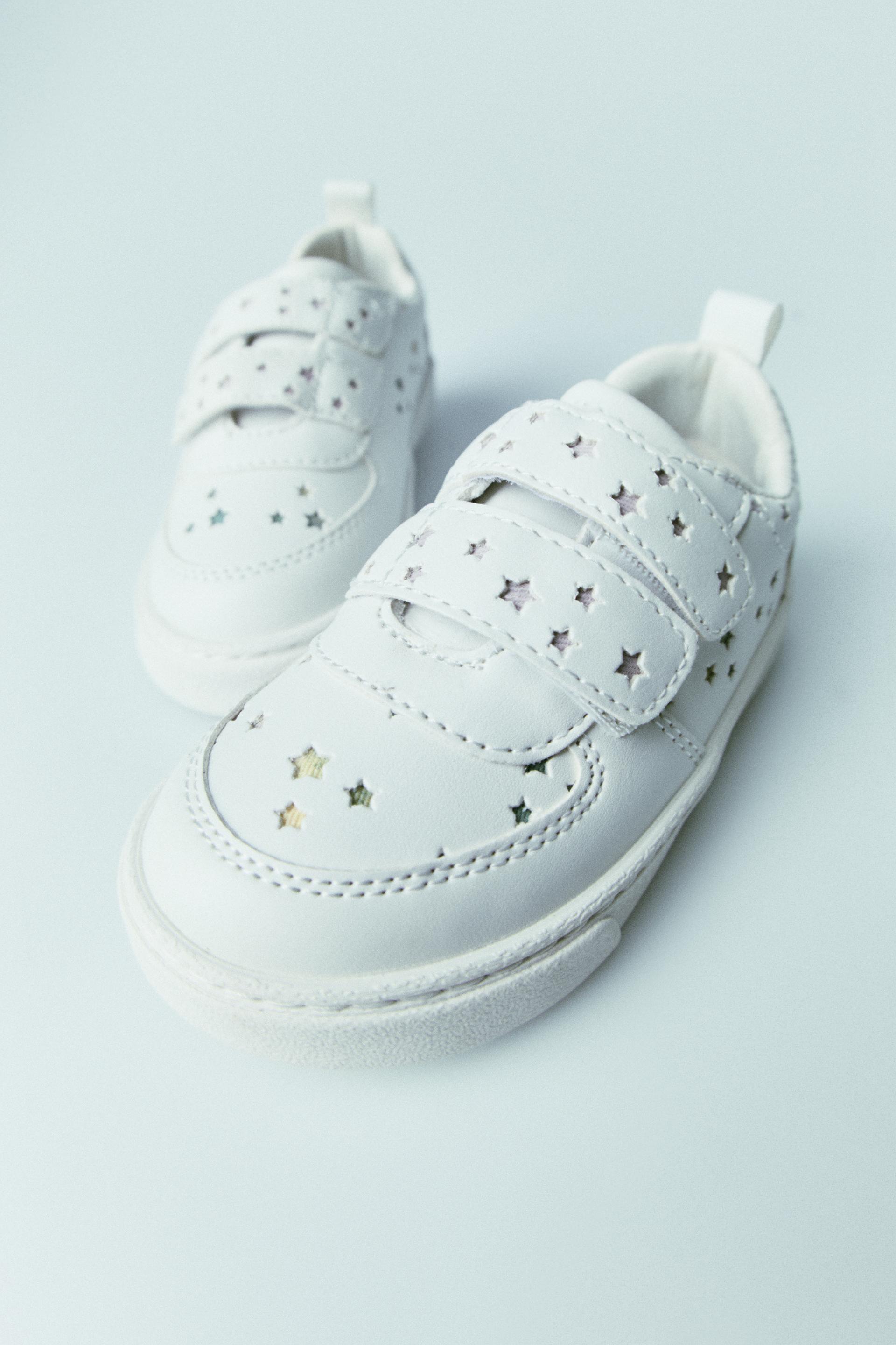 

ЗВЕЗДНЫЕ КРОССОВКИ