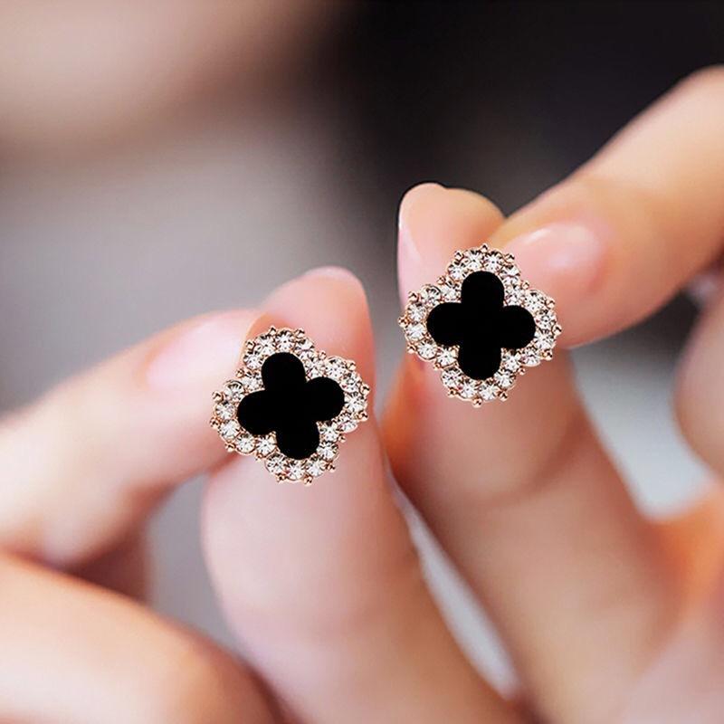 Four-leaf Earring Vintage Fashion Women Personality Luxury Classic Leaf Grass Earrings Jewelry Gifts Accessories
