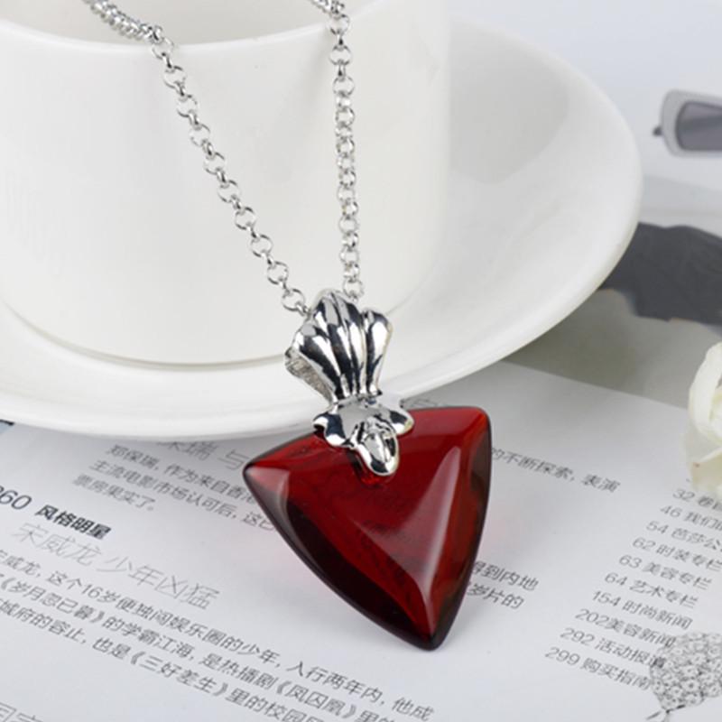 Compre Anime Game Red Crystal Necklace Women Cosplay Jewely Fate Stay Night Tohsaka Rin Barato Frete Grátis Avaliações Reais Com Fotos Joom - Rin Tohsaka Pendant