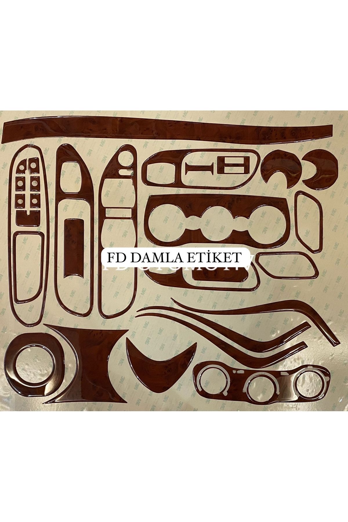 

Fiat Egea Torpido, Konsol, Trim, Göğüs Kaplama Set Maun Renk Özel Dizayn