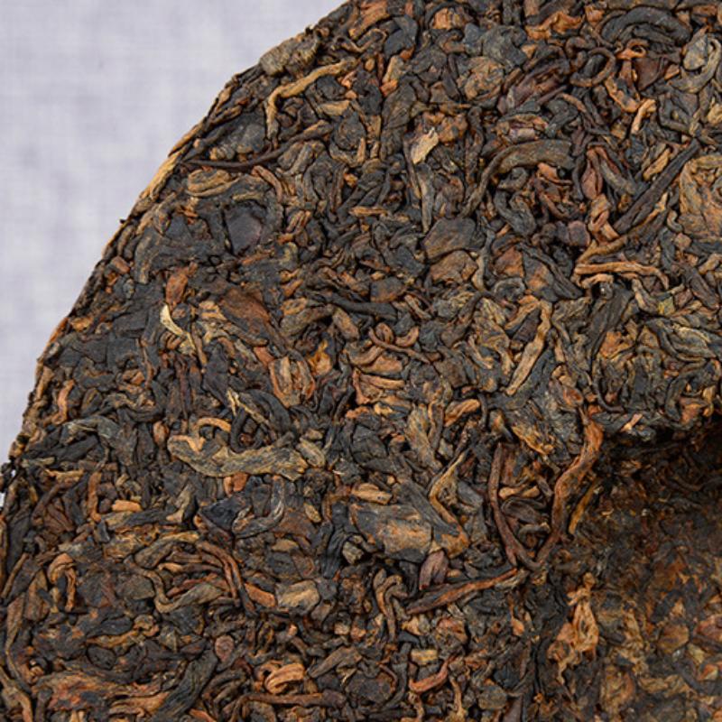 Thé d'arbre ancien Ming Qian thé de printemps 357g thé Pu'er Lao Banzhang arôme doux