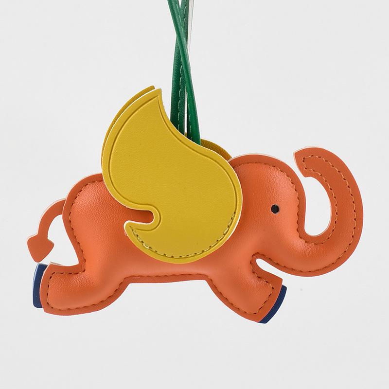 Handcrafted Leather Elephant Keychain: Cute Gift Bag Charm & Pendant