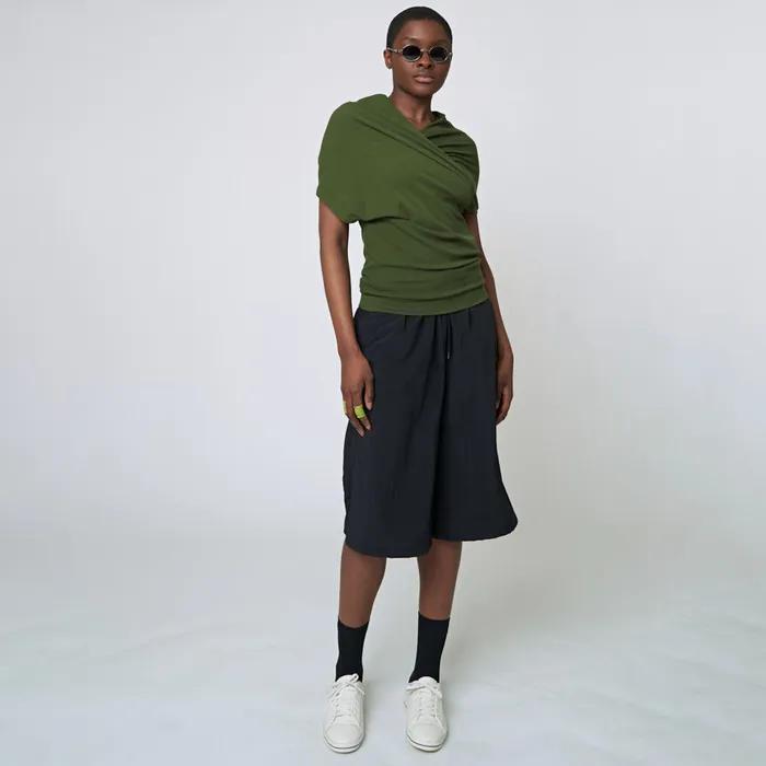 AU21AS02 Plus Cool Crew Socks_Black