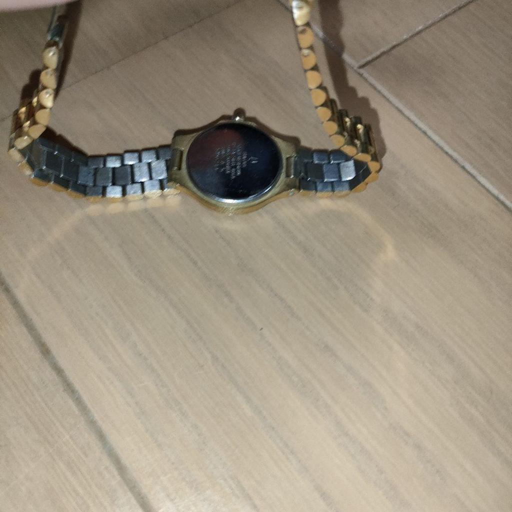 Used BULOVA 9063-5020 Gold Date Ladies Watch