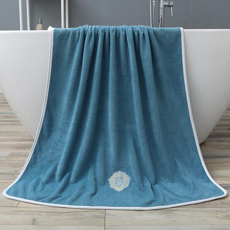 Coral Fleece Bath Towel Bath Towel Wrap Towel Large Towel Absorbs Water Is Not Easy To Lose Hair Thickens The Winter School Season Student Dormitory