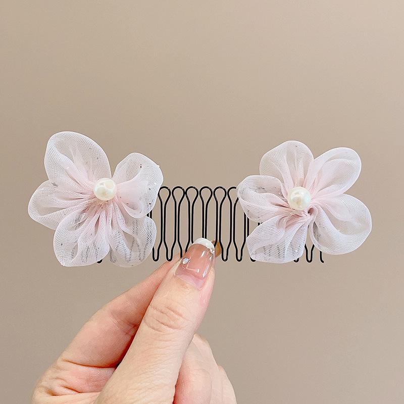 Girls' Summer Cartoon Baby Hair Comb - Gentle, Secure, Non-Damaging Hair Care Accessory