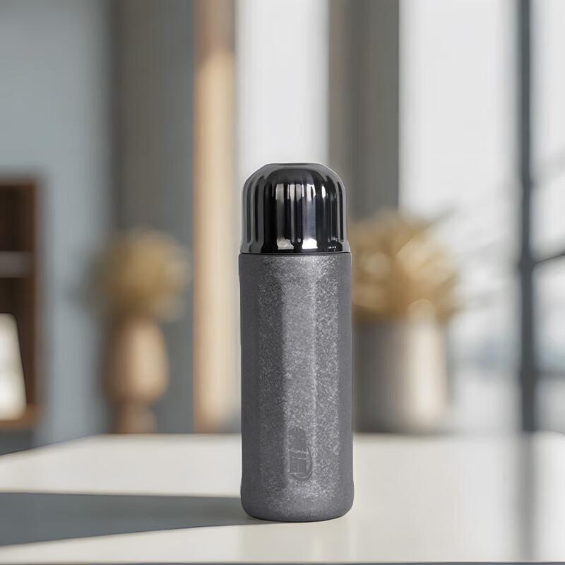 Leadwarm 450ML Titanium Lined Insulated Bottle