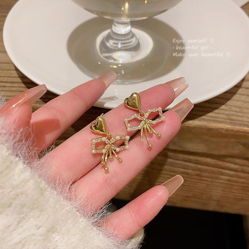 S925 Silver Needle Pearl Bow Earrings - Versatile, Fresh, Sophisticated Design for Women