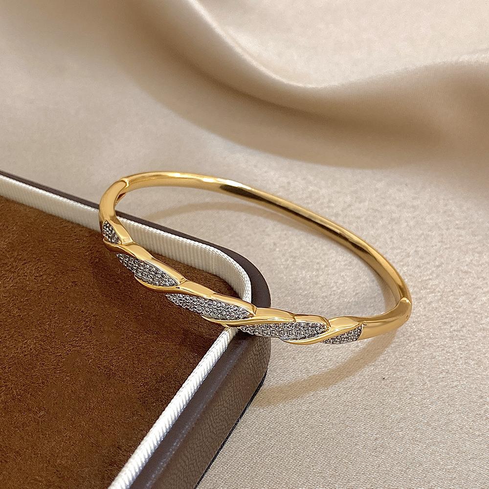 Freetry Glossy Golden Plated Round Bangle Bracelet for Women Fashion Cross Inlaid Zircon Open Spring Bangle Female Jewelry Gift