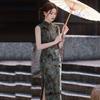 Grøn ærmeløs national stil lang forbedret Cheongsam 1011 Ny dame Ny kinesisk retro slank daglig brug sommer