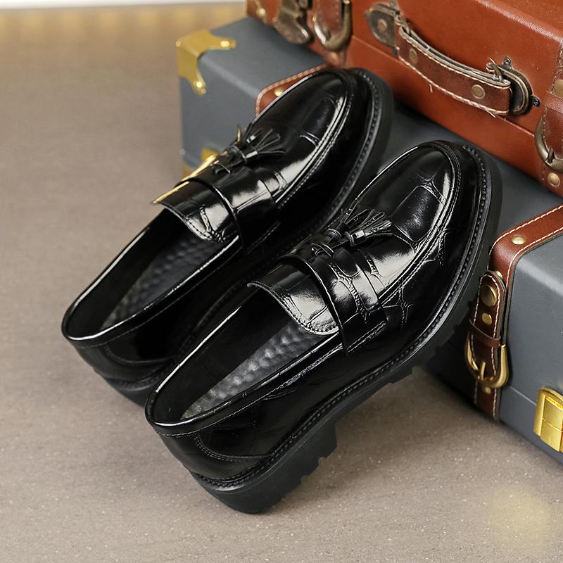 Retro Men Tassel Shoes European American Slip-on Comfortable High-end Small Leather Shoes Business Office Dress Shoes Men 38-46